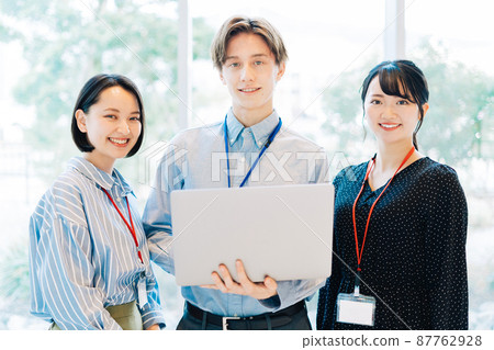 男女商務場景 87762928