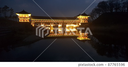 國立公園、慶州、王陵、月井橋、雞林森林 國立公園、慶州、王陵、月井橋、雞林森林 87765596