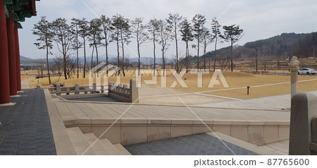 國立公園、慶州、王陵、月井橋、雞林森林 國立公園、慶州、王陵、月井橋、雞林森林 87765600