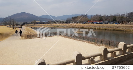 國立公園、慶州、王陵、月井橋、雞林森林 國立公園、慶州、王陵、月井橋、雞林森林 87765602