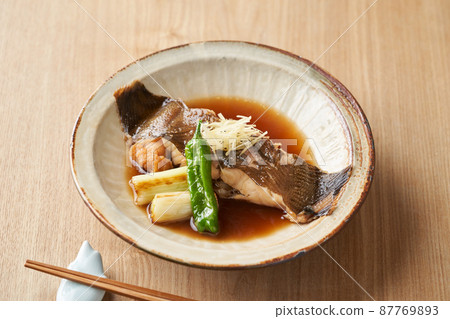 Boiled red flounder 87769893