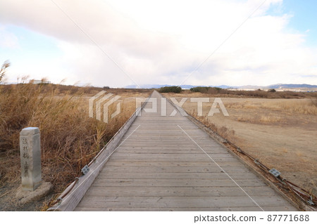 Flow Bridge in Yawata City, Kyoto Prefecture (Kozuya Bridge) 87771688