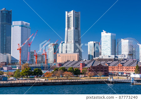 《Kanagawa Prefecture》 Yokohama Minato Mirai scenery, a view from Osanbashi 《Kanagawa Prefecture》 Yokohama Minato Mirai scenery, a view from Osanbashi 87773240