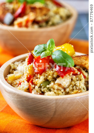 CousCous Bowl whit Meat and Mixed Grilled Vegetables CousCous Bowl whit Meat and Mixed Grilled Vegetables 87776469