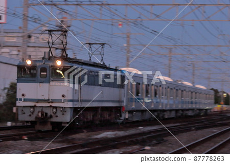 Odakyu Electric Railway 6000 type train A class transport train (new car forwarding train) _ 2010/10/9 shooting 87778263