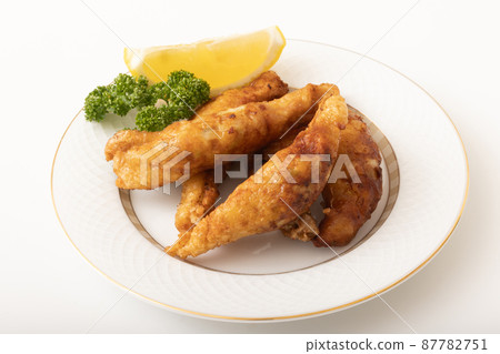 Chicken skin dumplings chicken skin gyoza (fried) 87782751