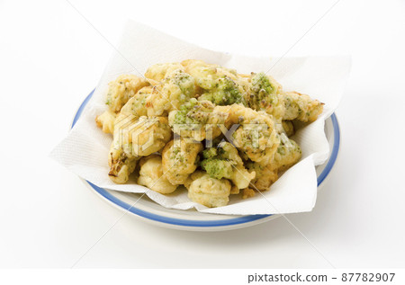 Romanesco fritters 87782907