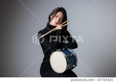女鼓手 女鼓手 87783385