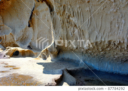 世界遺產三重縣熊野市熊野市,登上台階就能看到的惡魔瞭望台鬼城(1) 世界遺產三重縣熊野市熊野市,登上台階就能看到的惡魔瞭望台鬼城(1) 87784292