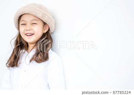 child daily lifestyle girl expression child daily lifestyle girl expression 87785224
