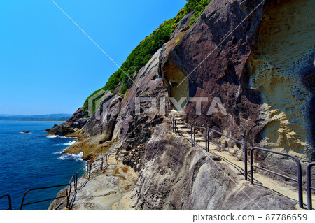 Onigajo ・ A view that makes you feel like exploring when you pass through the Kido in the back ・ World Heritage Site ・ Kumano ・ Kumano City, Mie Prefecture (3) 87786659