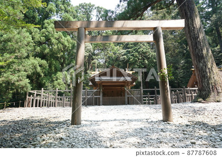 參觀皇宮瀧原波宮 參觀皇宮瀧原波宮 87787608