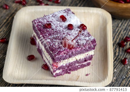 a maroon-colored cake with the taste of different berries 87791413