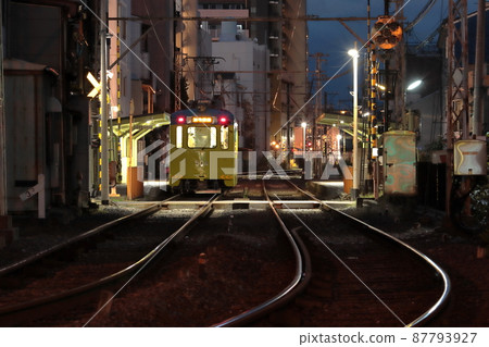 Hankai Tramway tram _2021 / 11/27 taken in the early morning 87793927