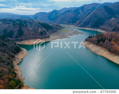 Autumn Miboro Lake, taken in November 2021 aerial photography 87795000