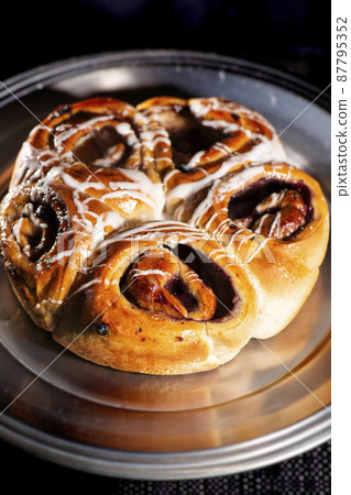 Blueberry and Custard Scrolls Blueberry and Custard Scrolls 87795352