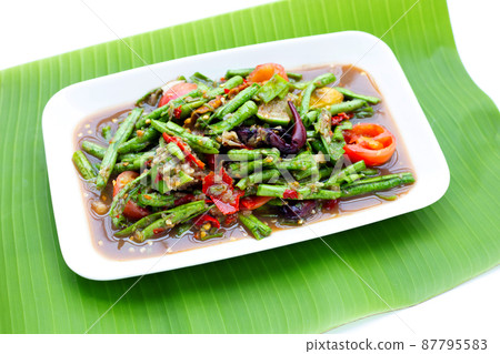 Spicy long bean salad. Thai food 87795583