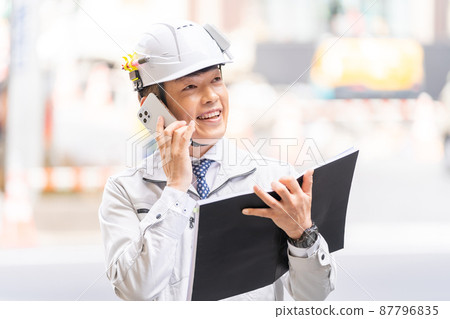 現場監理、施工監理、總工程師、指導和監督、智能手機 現場監理、施工監理、總工程師、指導和監督、智能手機 87796835