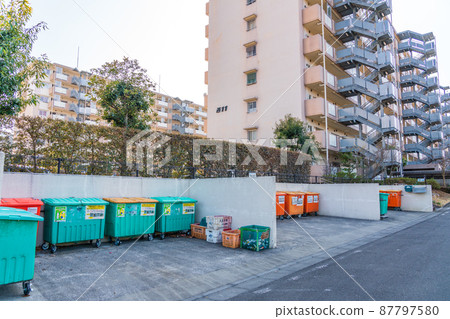 Tokyo Metropolitan Housing Complex Garbage Disposal Area Mammoth Metropolitan Housing Group 87797580