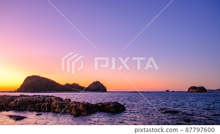海邊晚上風景 海邊晚上風景 87797600