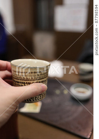 在豬口喝清酒 在豬口喝清酒 87798594