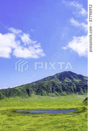 代表阿甦的旅遊勝地,美麗的草千里濱(熊本縣阿蘇市) 代表阿甦的旅遊勝地,美麗的草千里濱(熊本縣阿蘇市) 87798952