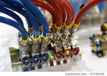 rubber air hoses with pneumatic fittings 87799388