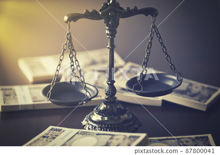 Balance and money 87800041