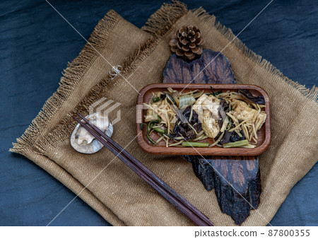 Thai food, Stir-fried tofu with ginger in wooden tray. 87800355