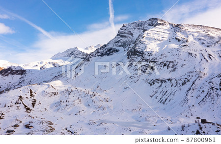 Snowy peaks of mountains in Simplon Pass 87800961