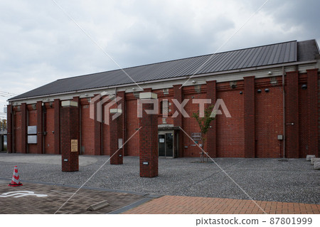 Mojara red brick place Place 87801999