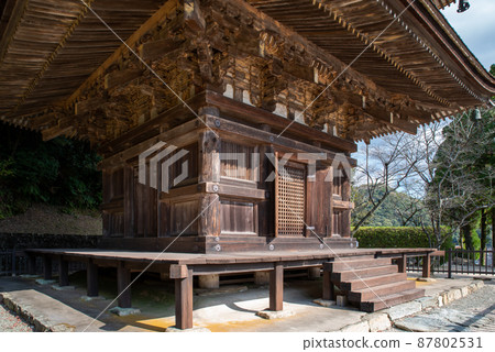 Ruriko-ji Five-storied Pagoda, a national treasure in Yamaguchi City, Yamaguchi Prefecture 87802531