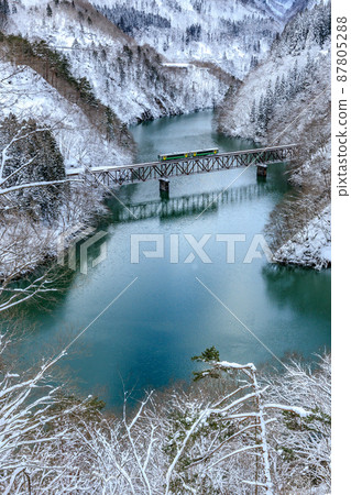 冬天的第三隻只見河大橋 冬天的第三隻只見河大橋 87805288