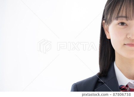 女高中生肖像 87806738