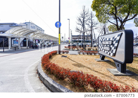 近鐵白子站前的風景與方格旗標誌 87806773