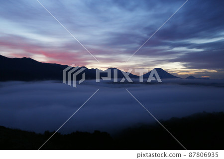 羊蹄山 87806935