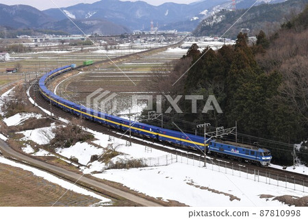 Tokaido Main Line Maibara down train bird's-eye view shooting spot block train seen from Mt. Iwawaki 87810998