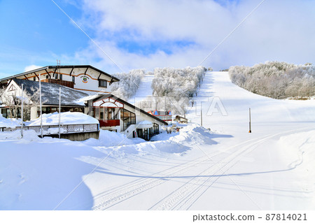 Sugadairakogen Snow Resort / Urataro Slope Sea Hail Course (Ueda City, Nagano Prefecture) [2022.3] 87814021