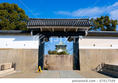 Osaka City Osaka Castle Sakuramon 87817589