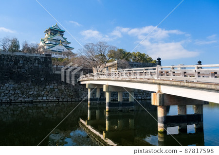 Osaka City Osaka Castle Park, Gokurakubashi 87817598