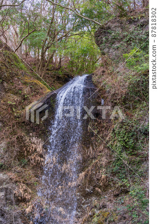 (Kanagawa Prefecture) Minamiashigara City Yuhino Falls Winter (Kanagawa Prefecture) Minamiashigara City Yuhino Falls Winter 87818302
