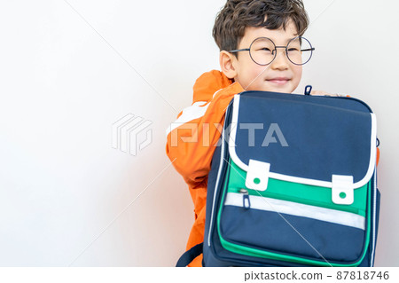 育兒 教育 生活方式 入學 育兒 教育 生活方式 入學 87818746