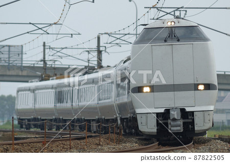 北陸本線加賀-笠間-三河JR西683系列S25+S08組織（金澤）白鷺 87822505