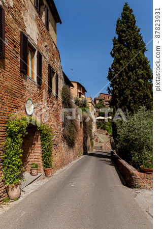 Attractions of the medieval city of Siena Attractions of the medieval city of Siena 87823931