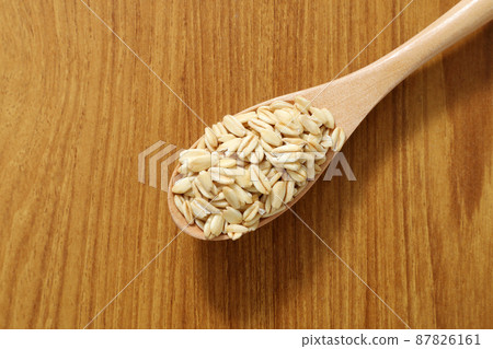 燕麥 87826161