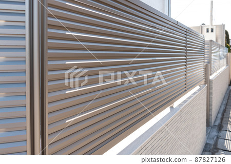 房屋外觀：鋁柵欄圖片 87827126