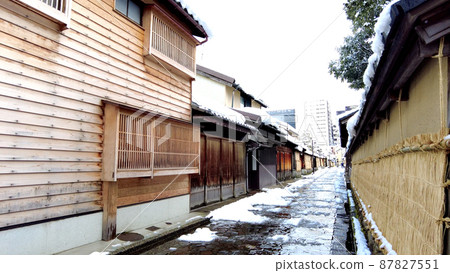 金澤長町武士住宅遺址周圍的雪景 87827551