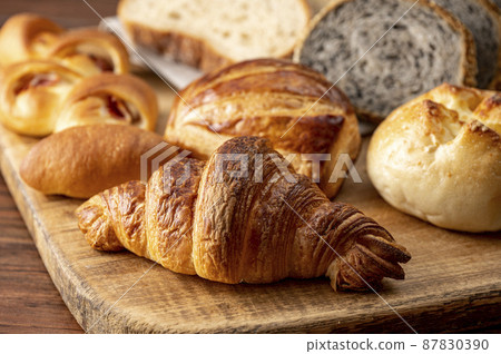 Various bread bread set Various bread bread set 87830390