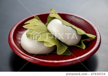 Kashiwamochi Kashiwamochi 87830554