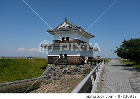 Kuwana Castle Cry Dragon Tower 87830912